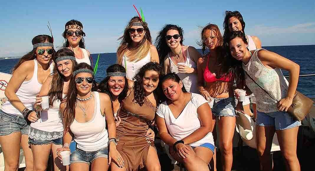 Despedidas en Barco Salou Despedidas en Barco Salou