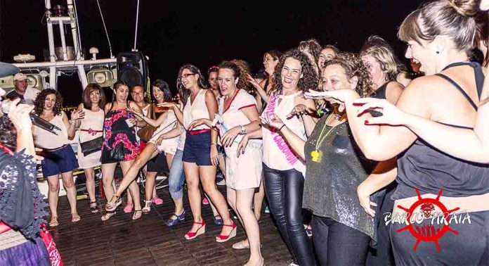 Despedidas en Barco Salou Despedidas en Barco Salou